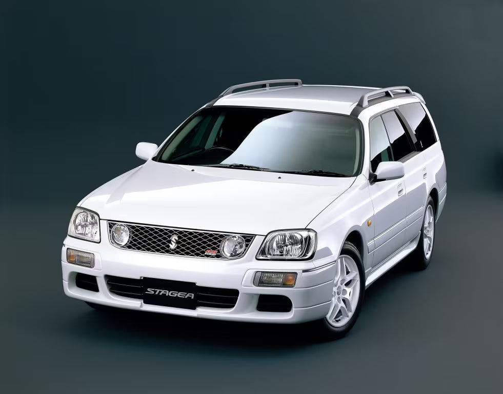 Nissan Stagea WC34 Windscreen